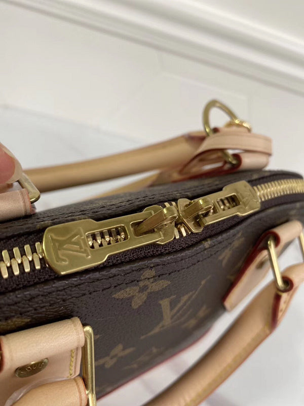 LOV2 Bags - Luxurious Bags 2588