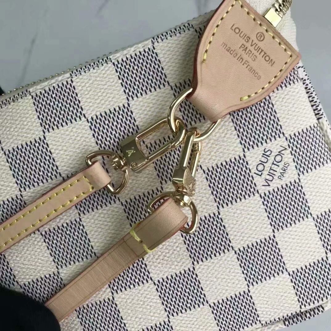 EN - New Arrival Bags LUV 140