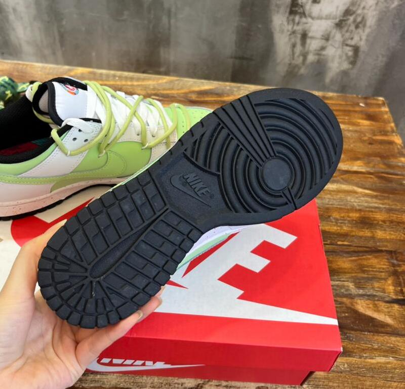 SAMC - NKE Shoes - 416