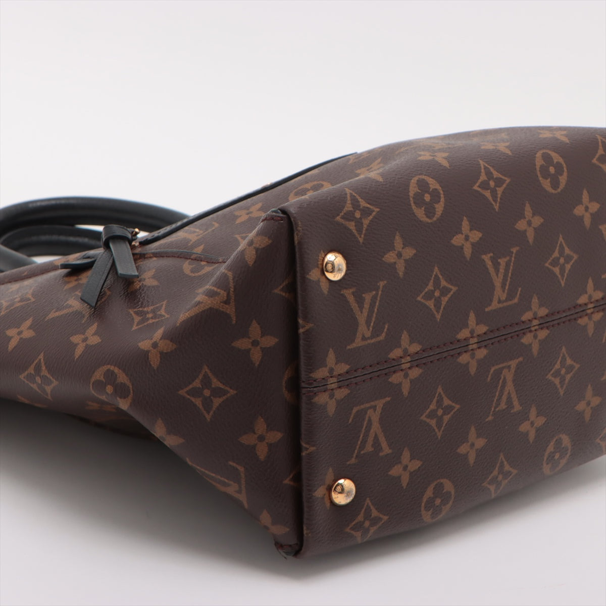 Louis Vuitton Monogram Turner PM M44057