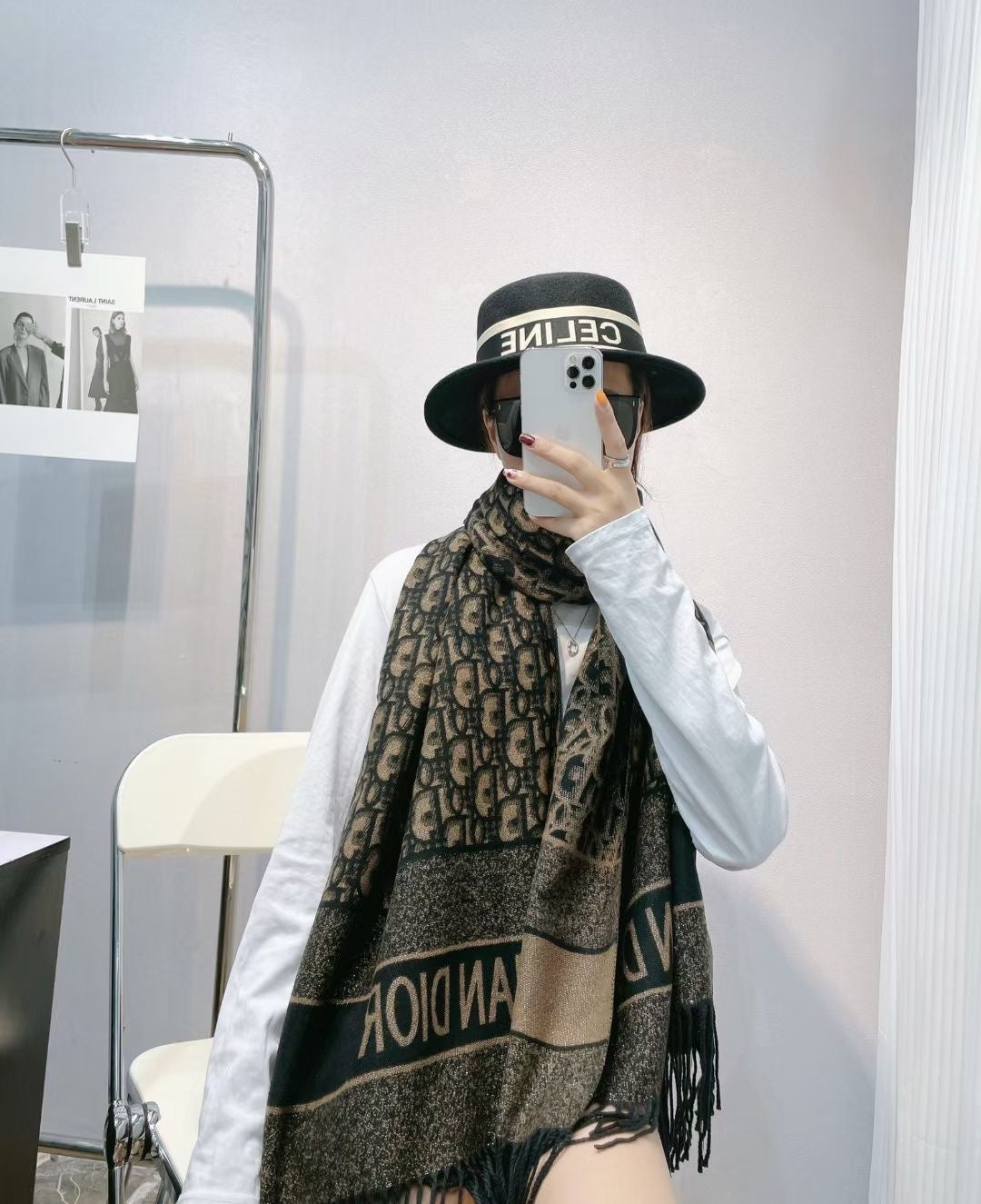 EN - Luxury DIR Scarf 001