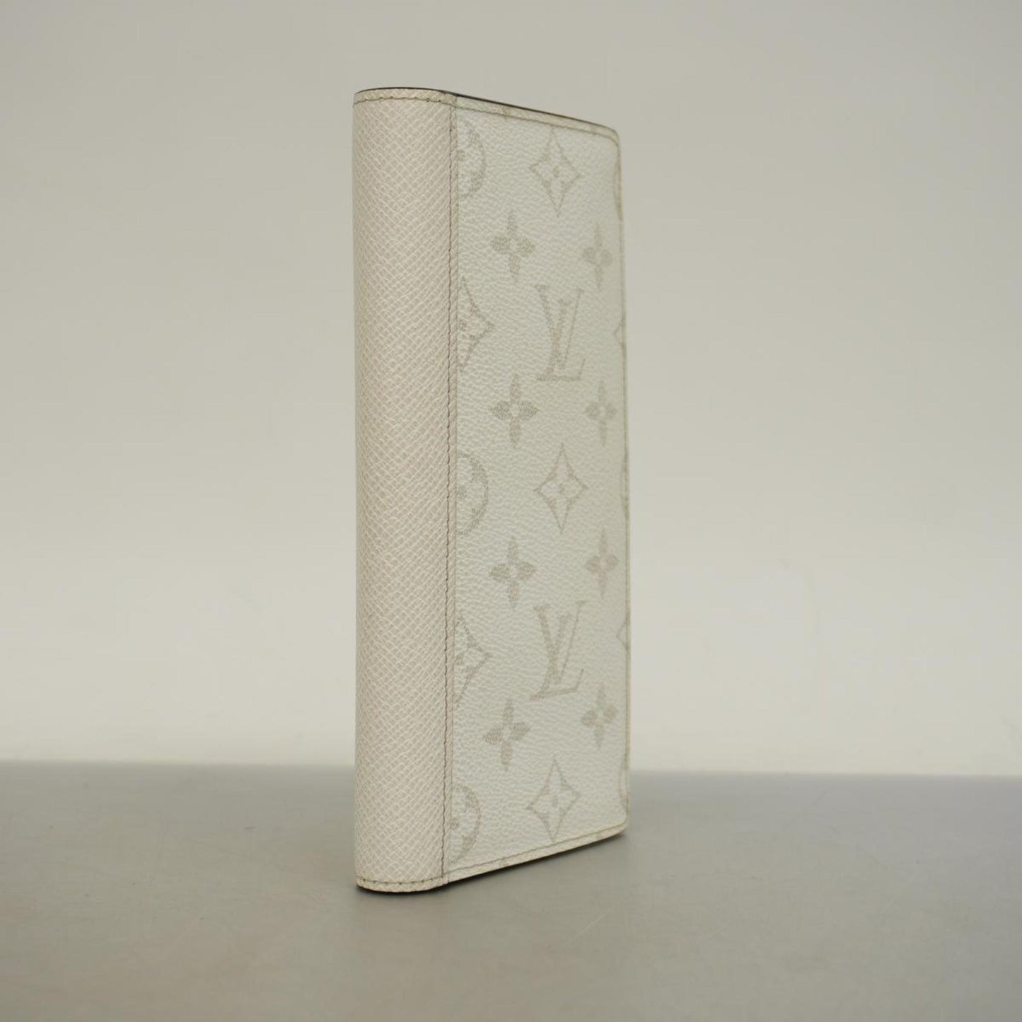 Louis Vuitton Brazza Leather Wallet ()