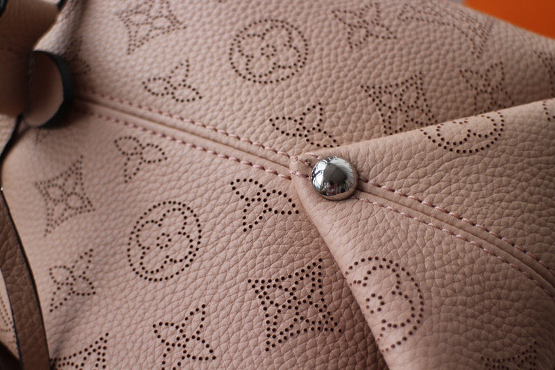 LOV2 Bags - Luxurious Bags 1711