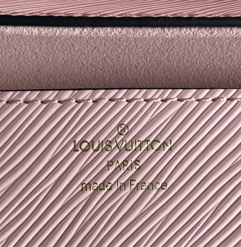 LOV2 Bags - Luxurious Bags 1620