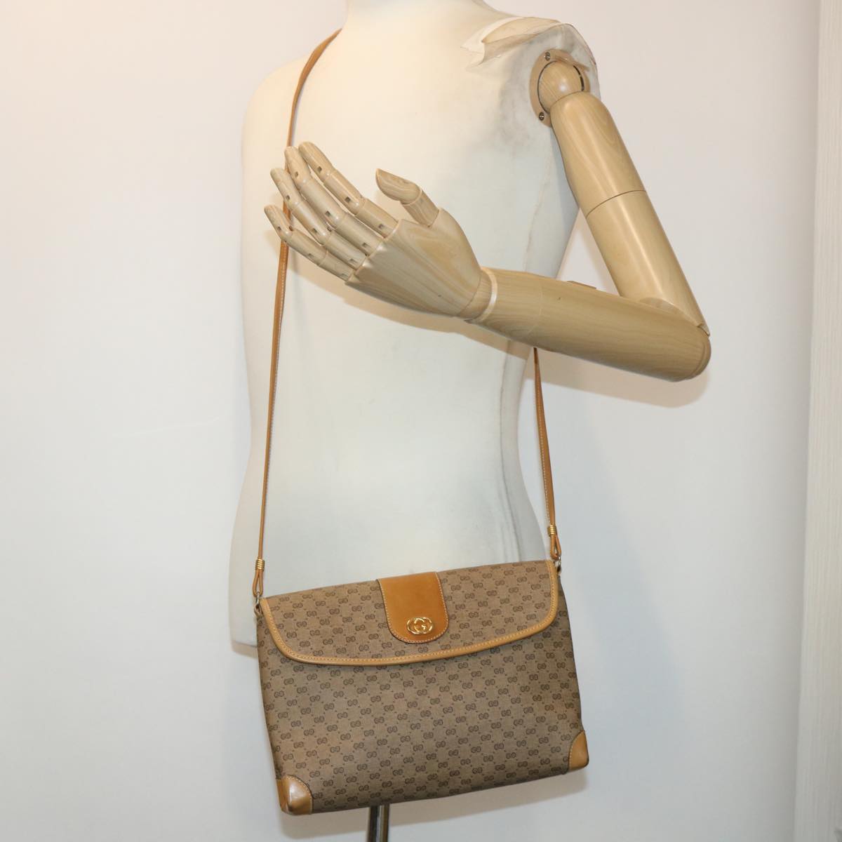 GUCCI Micro GG Canvas Shoulder Bag PVC Leather Beige 14•001•5364 ep1026