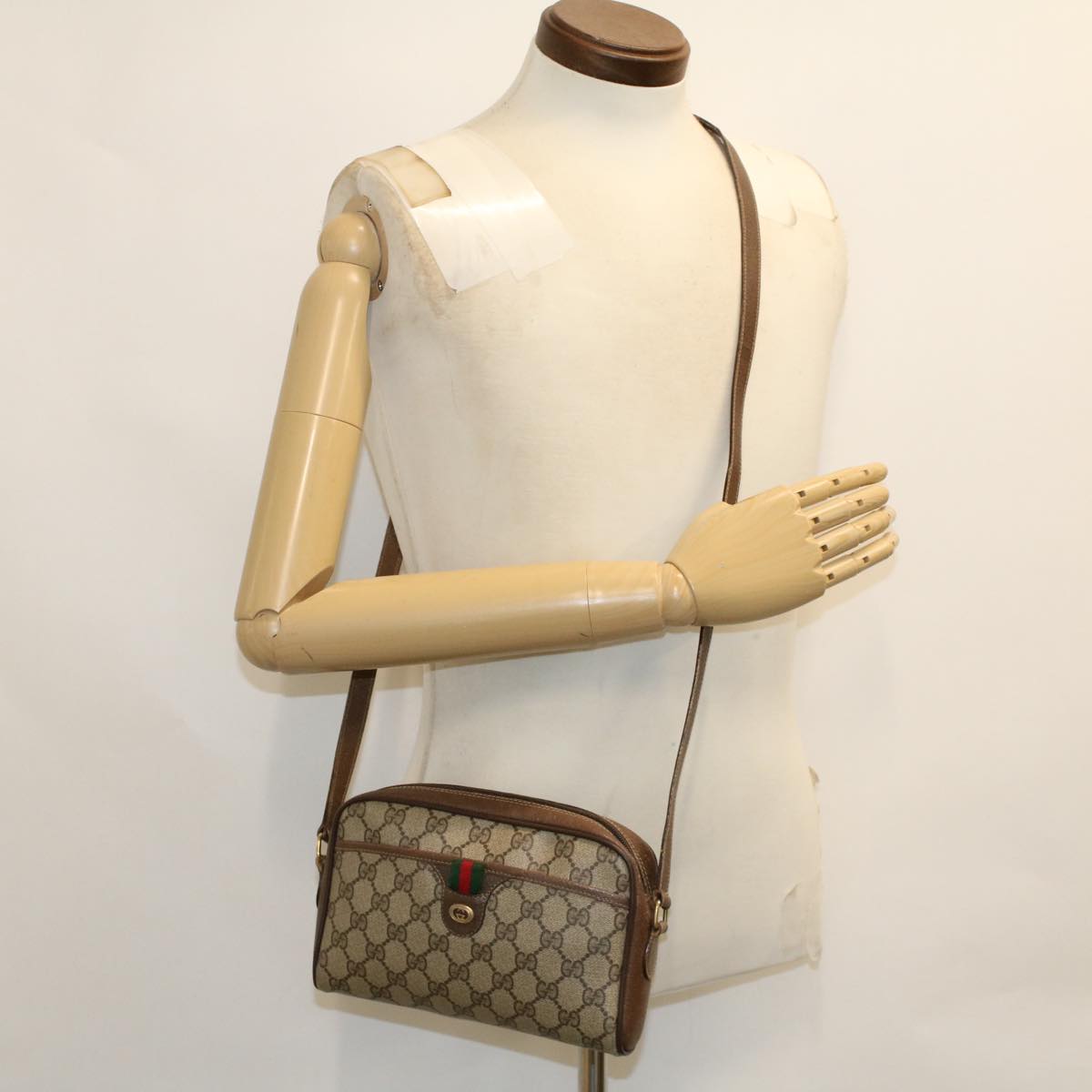 GUCCI GG Canvas Web Sherry Line Shoulder Bag Beige Red 116.02.089 ep1118