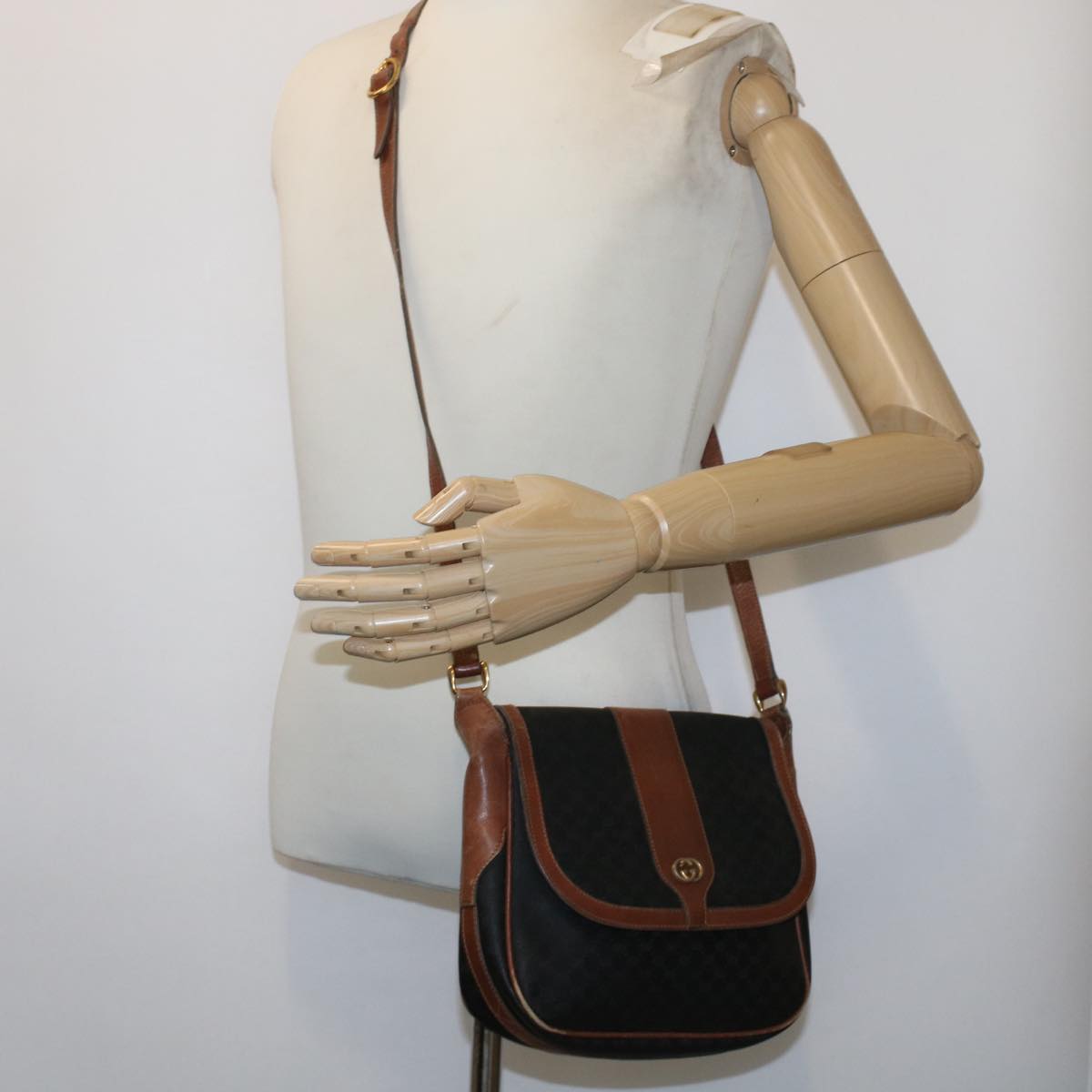 GUCCI Micro GG Canvas Shoulder Bag PVC Leather Black ep1178