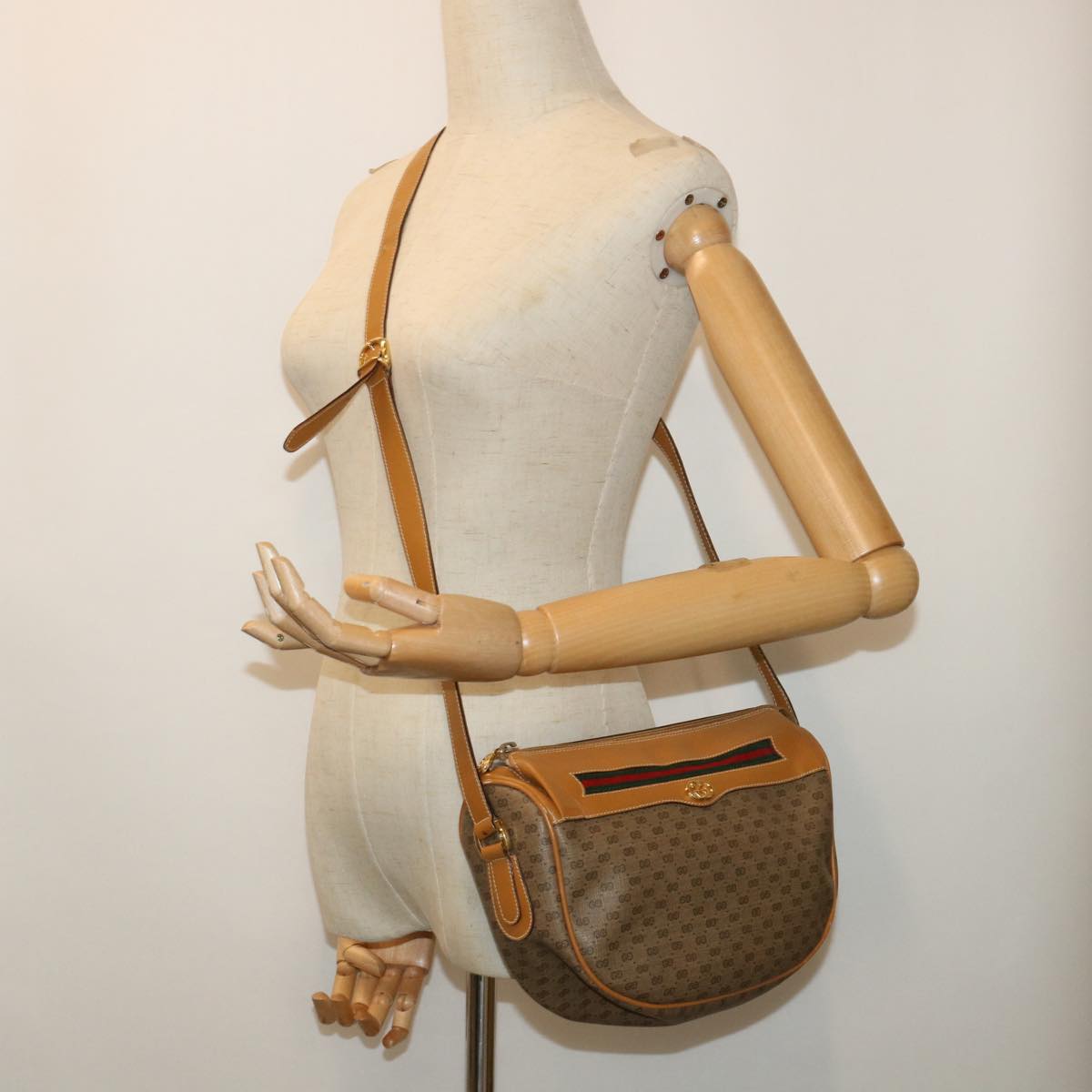 GUCCI Micro GG Canvas Web Sherry Line Shoulder Bag PVC Leather Beige ep1423