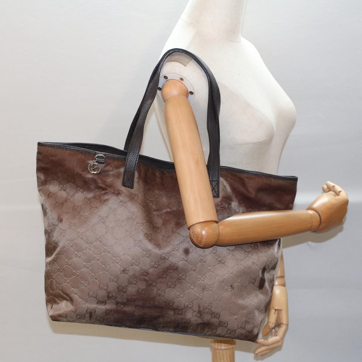 GUCCI GG Canvas Tote Bag Brown 211525 ep1487