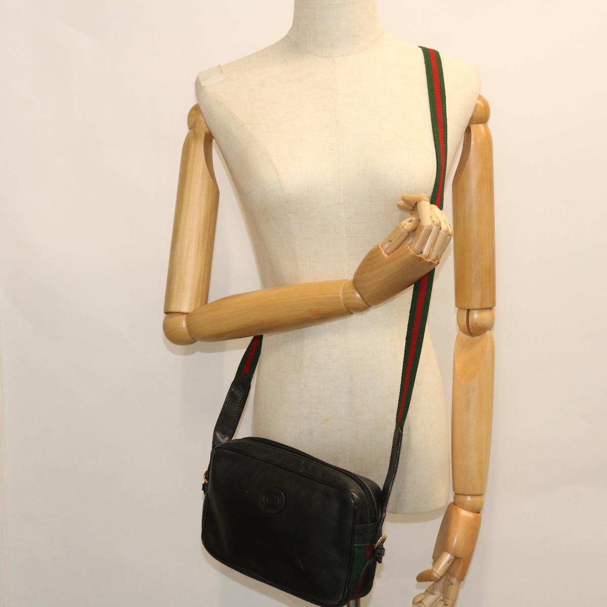 GUCCI Web Sherry Line Shoulder Bag Leather Black Red 007 261 0052 ep1557