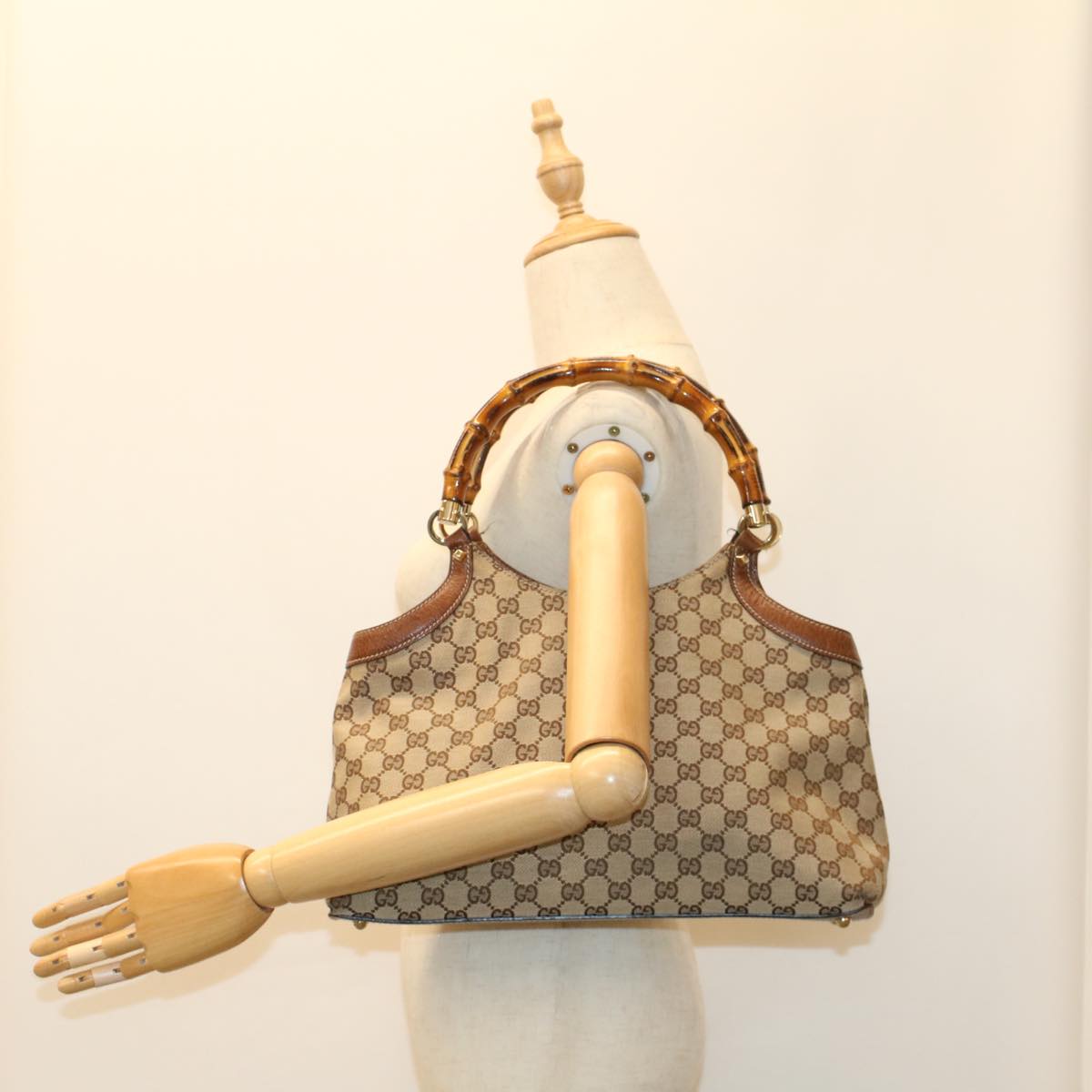 GUCCI GG Canvas Bamboo Hand Bag Beige 137395 ep1585