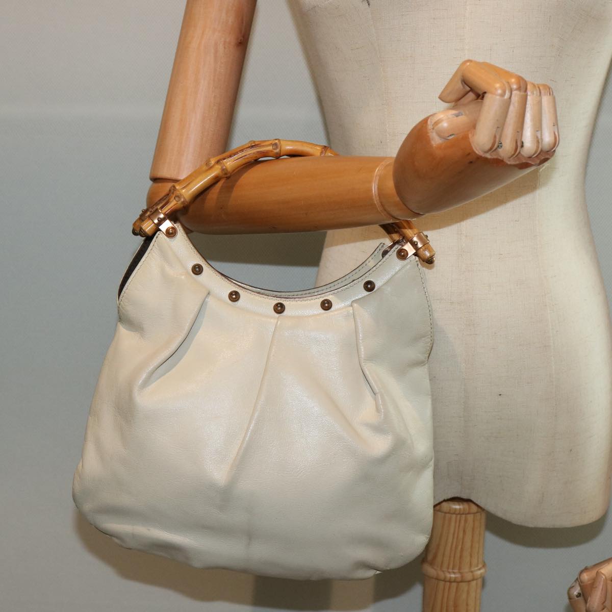 GUCCI Bamboo Hand Bag Leather White 124297 ep4314