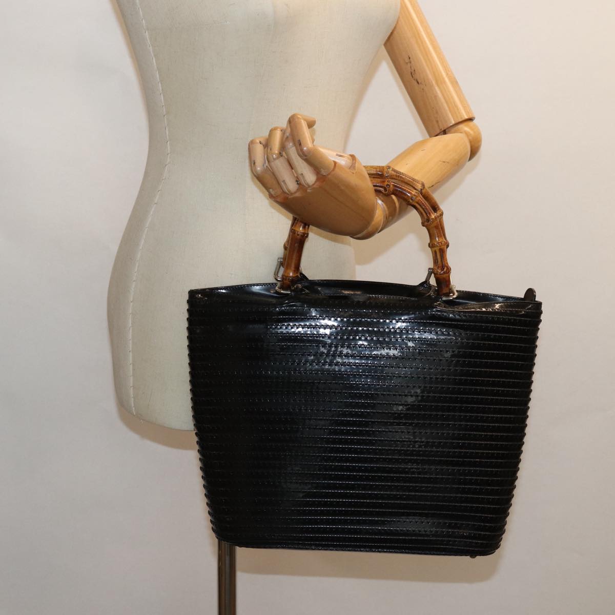 GUCCI Bamboo Hand Bag Enamel Black ep4934