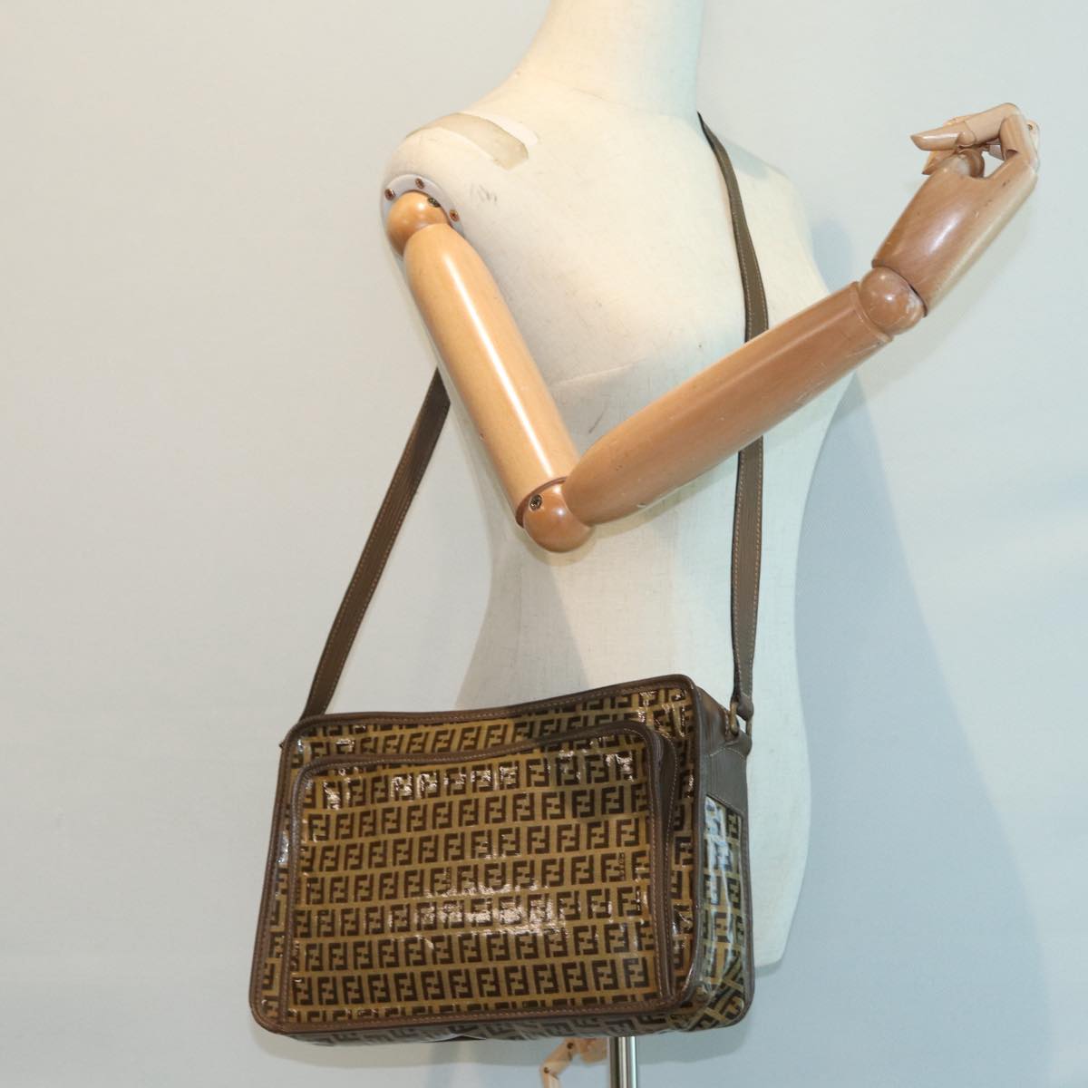 FENDI Zucchino Canvas Shoulder Bag Brown Gold ep5363