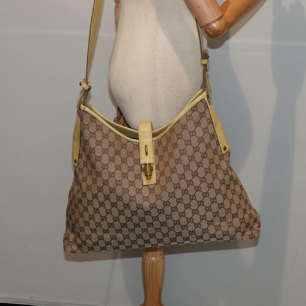 GUCCI GG Canvas Shoulder Bag Beige Gold 109190 ep5411