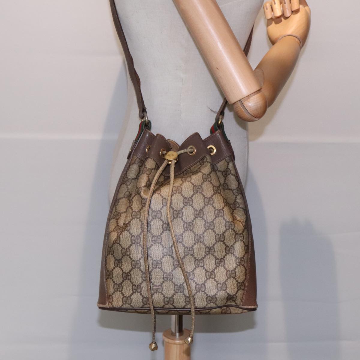 GUCCI GG Supreme Web Sherry Line Shoulder Bag PVC Beige Gold ep5600