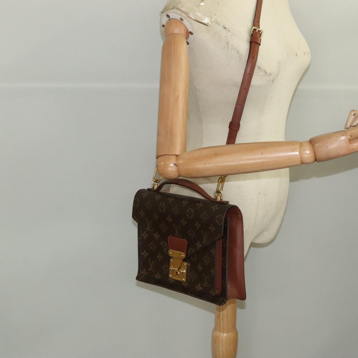 LOUIS VUITTON Monogram Monceau 26 Shoulder Bag M51187 LV ep6945
