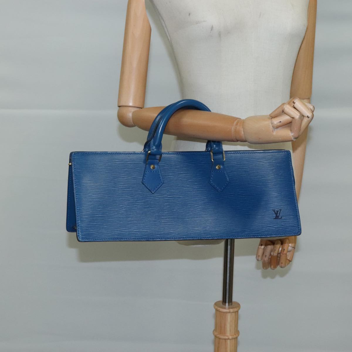 LOUIS VUITTON Epi Sac Triangle Hand Bag Blue M52095 LV ep7073