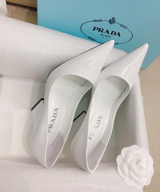 GlamyWomen Shoes - 548