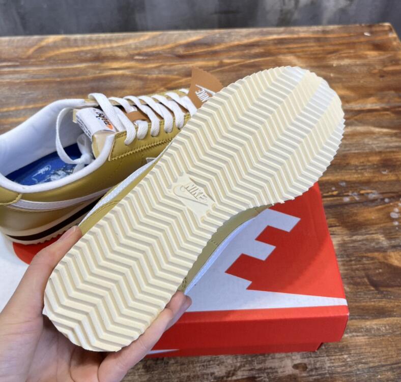 SAMC - NKE Shoes - 583