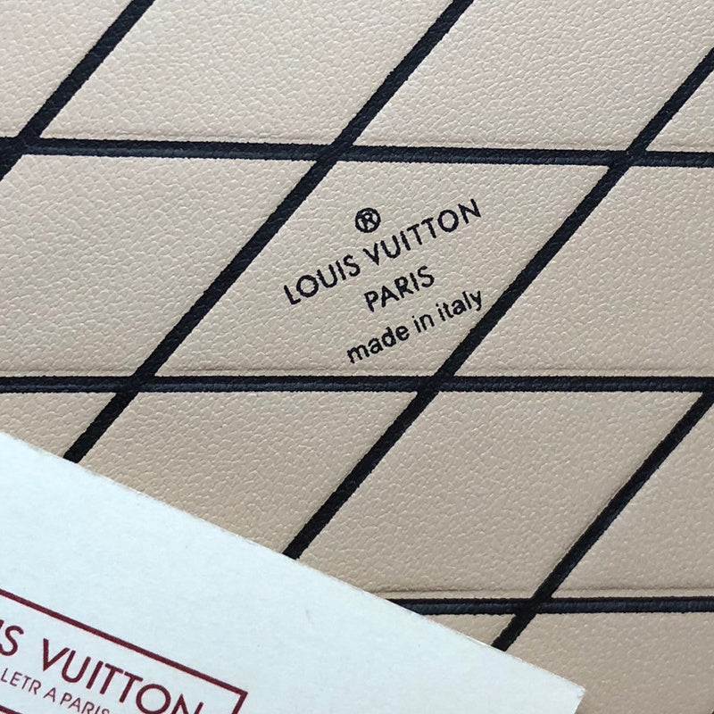 LOV2 Bags - Luxurious Bags 1940
