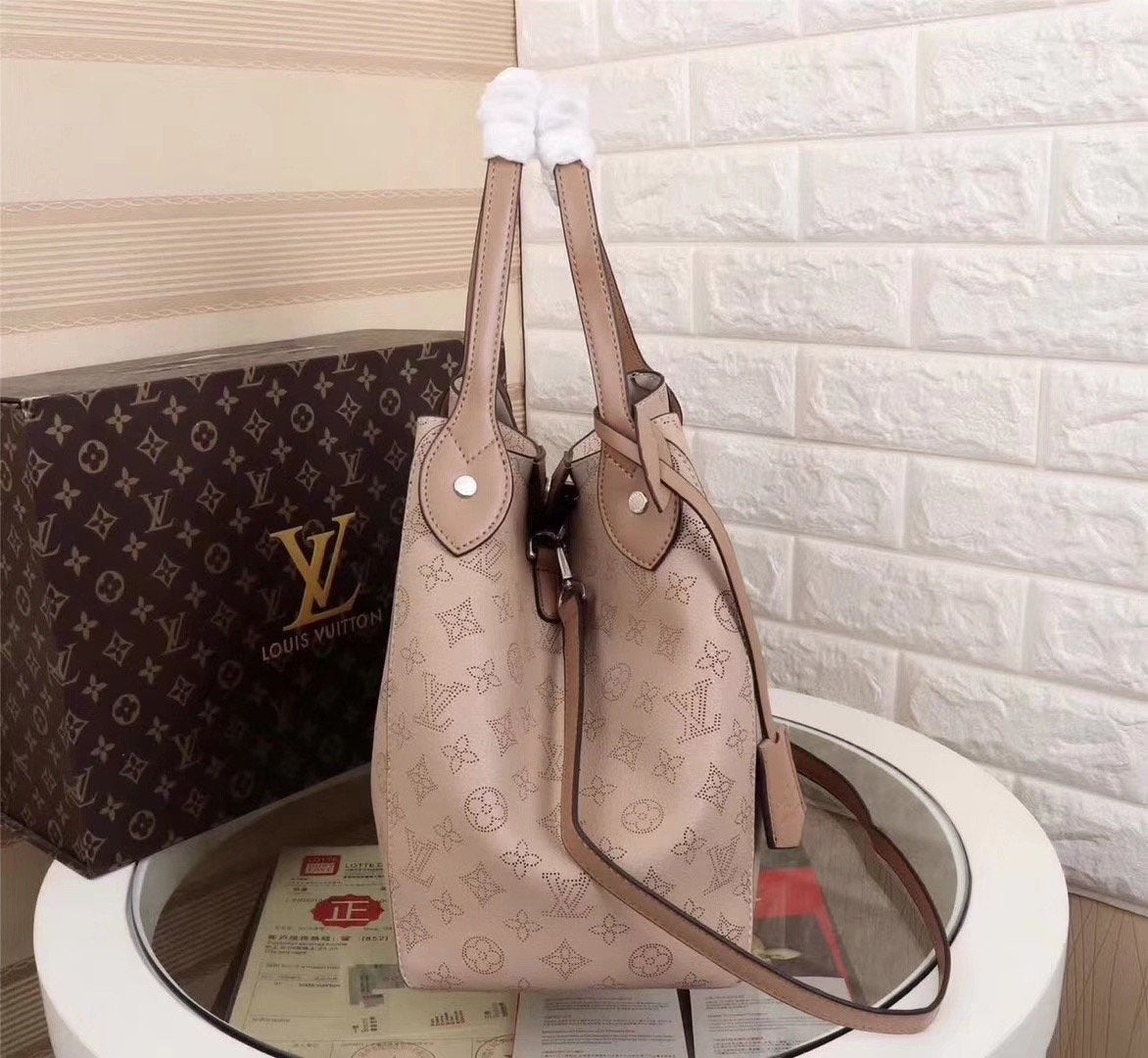 EN - New Arrival Bags LUV 291
