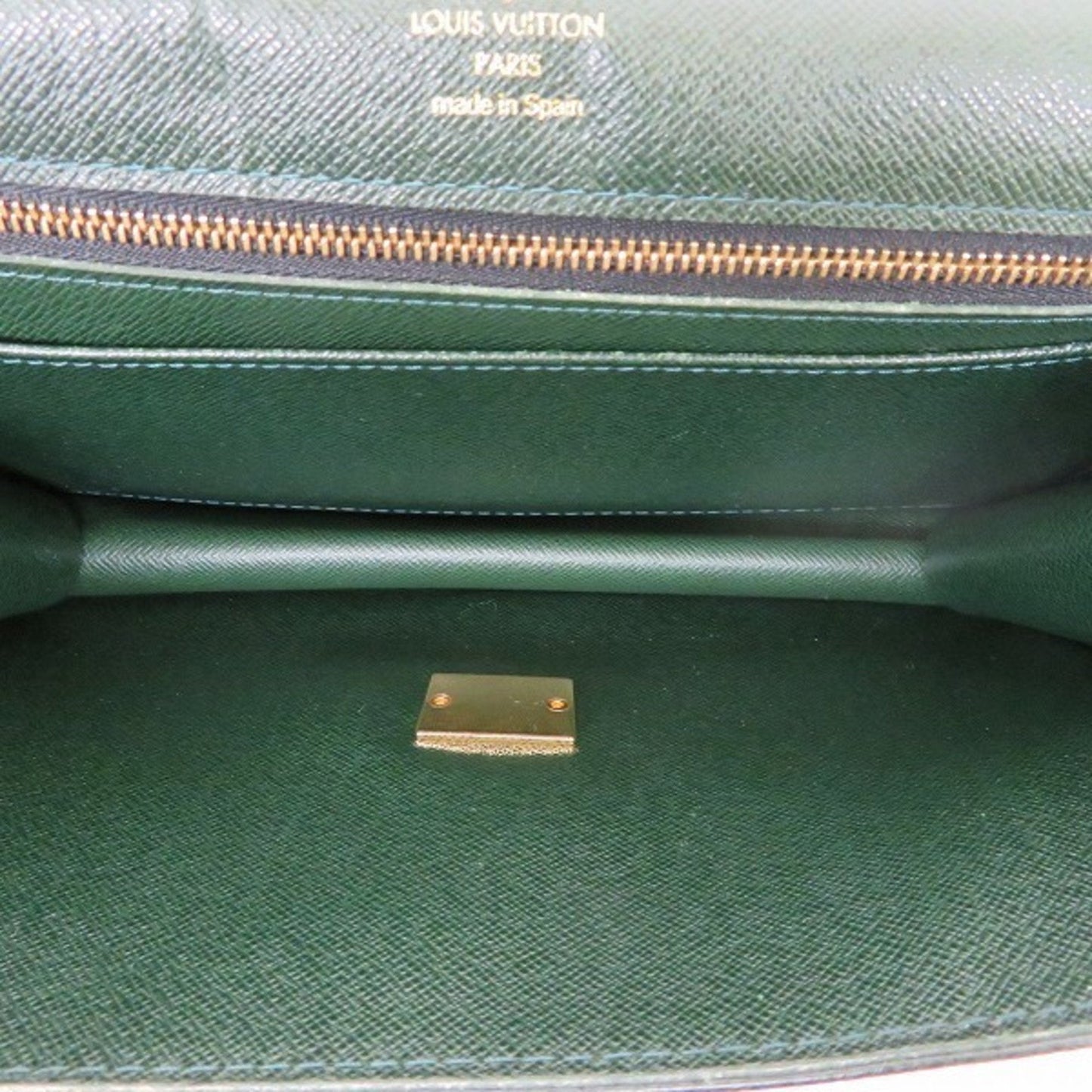 Louis Vuitton Selenga Leather Clutch Bag ()