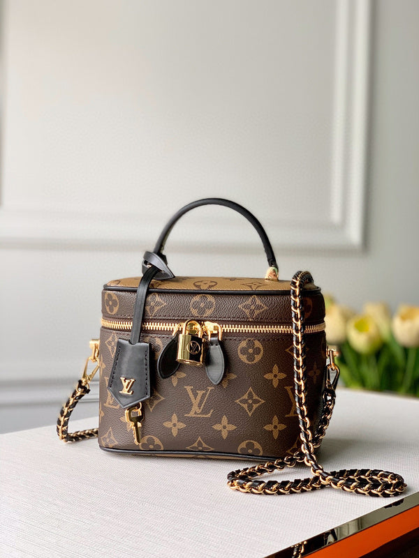 LOV2 Bags - Fashion Bags 2675