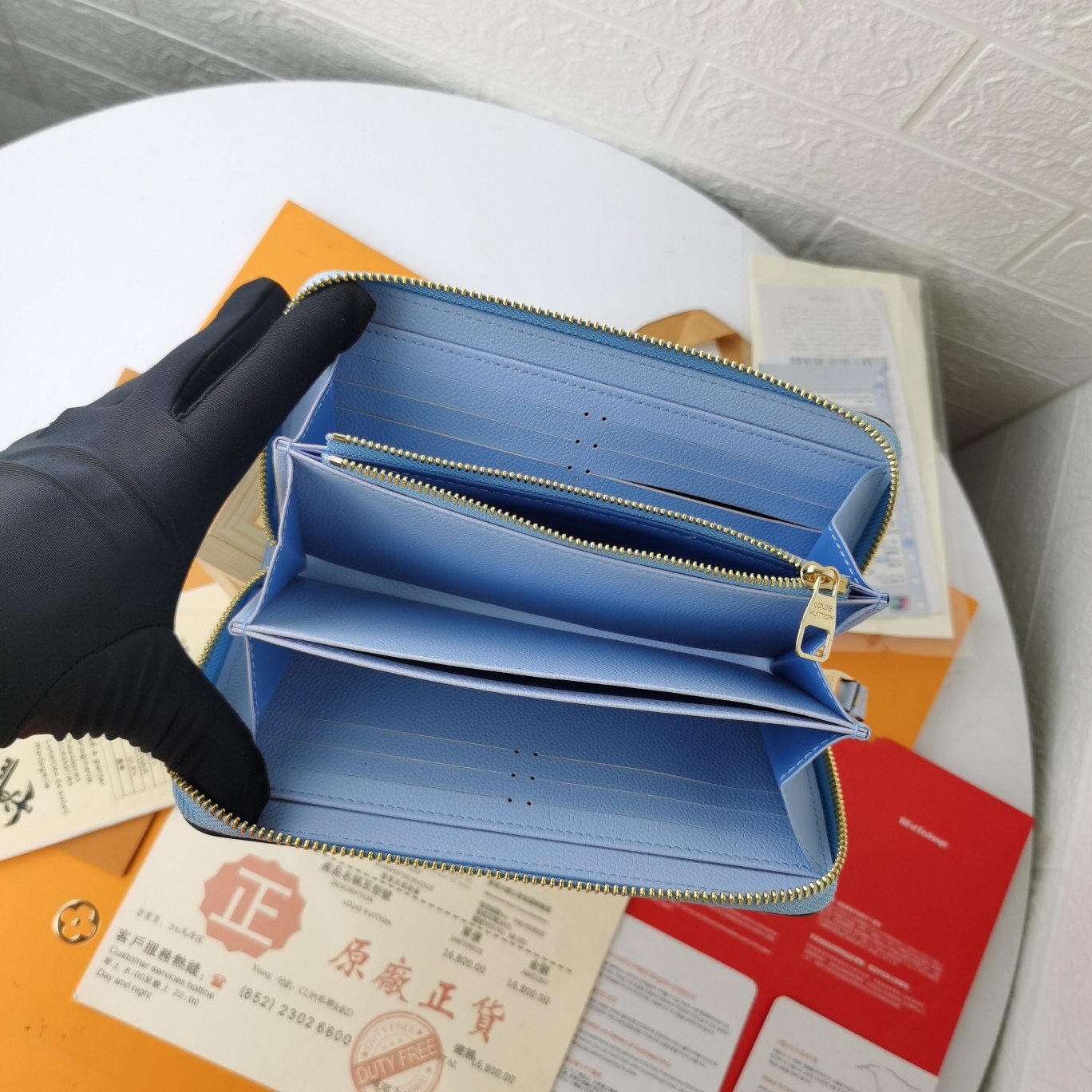EN - New Arrival Wallet LUV 109
