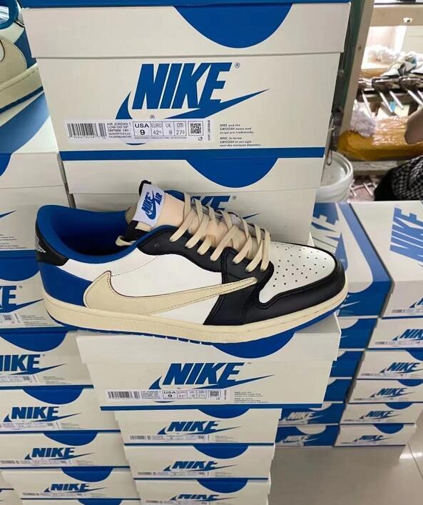 SAMC - NKE Shoes - 1506