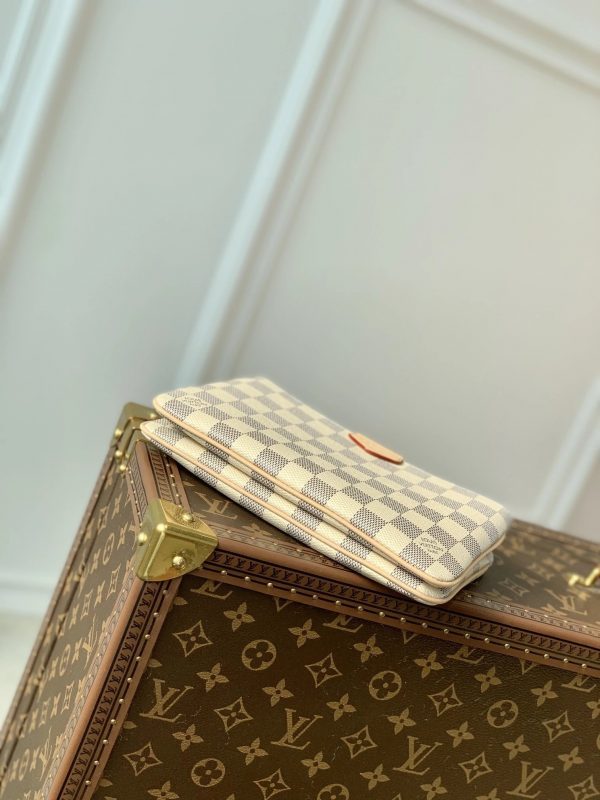 LOV2 Bags - Luxurious Bags 1404