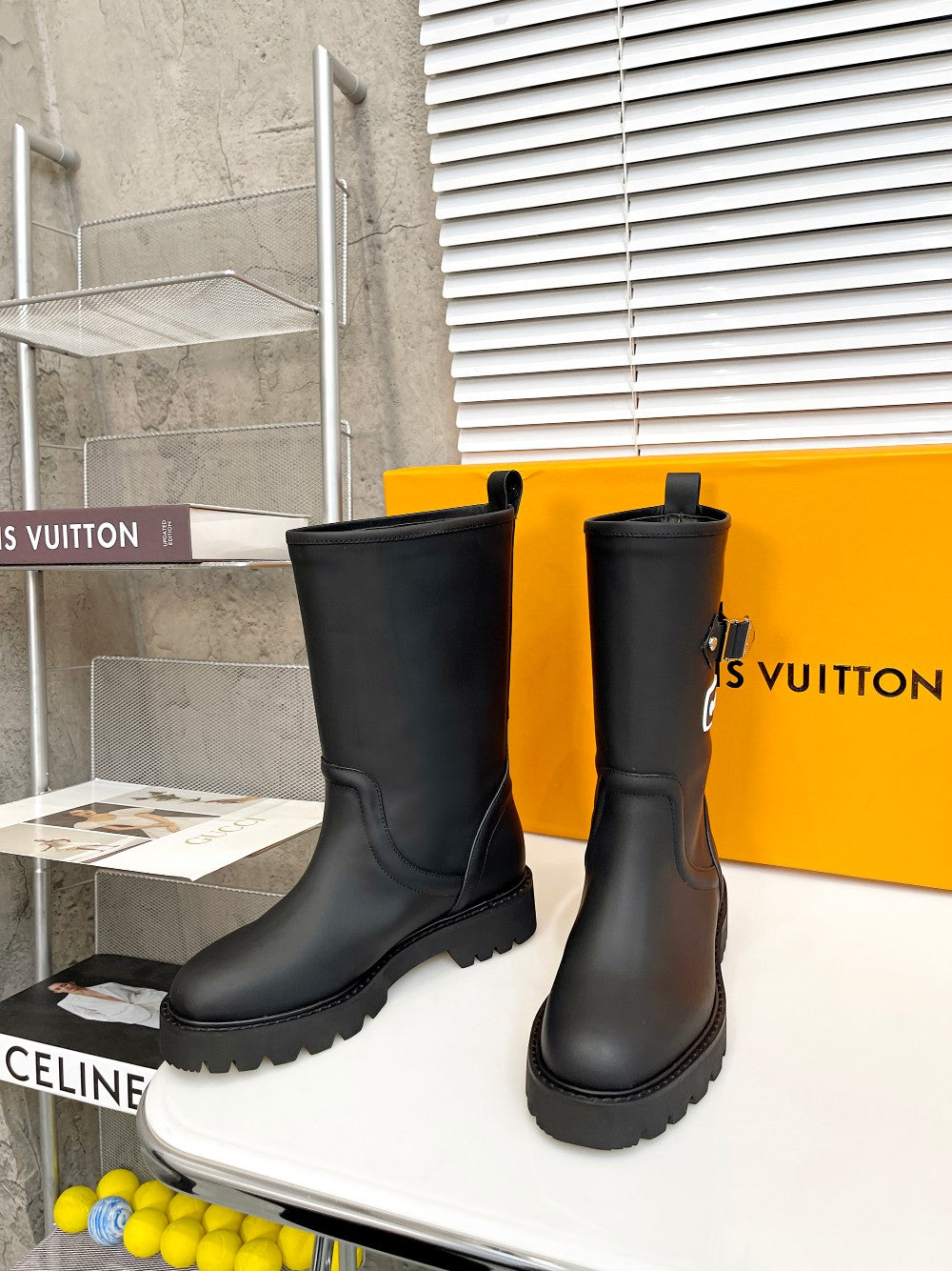 Premium LUV BOOTS 022