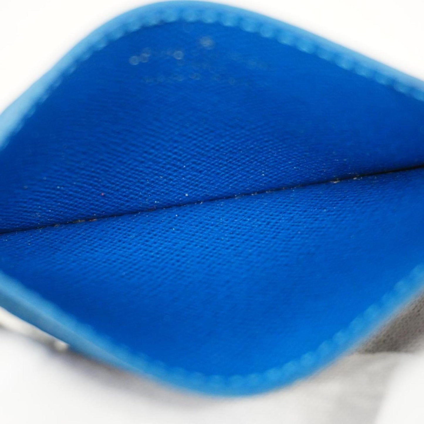 Louis Vuitton Canvas Wallet ()