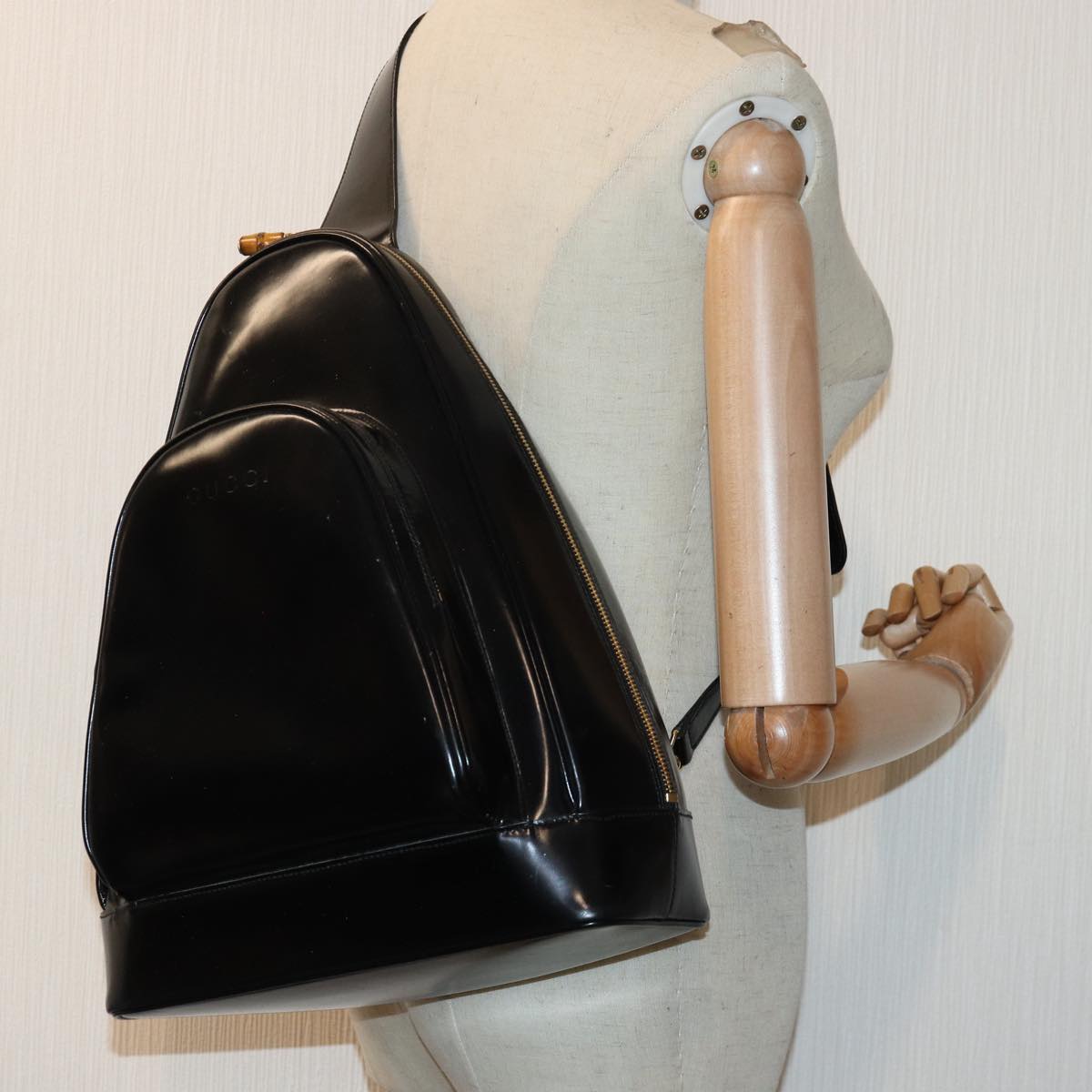 GUCCI Bamboo Body Bag Patent leather Black 003 2113 0027 fm3672