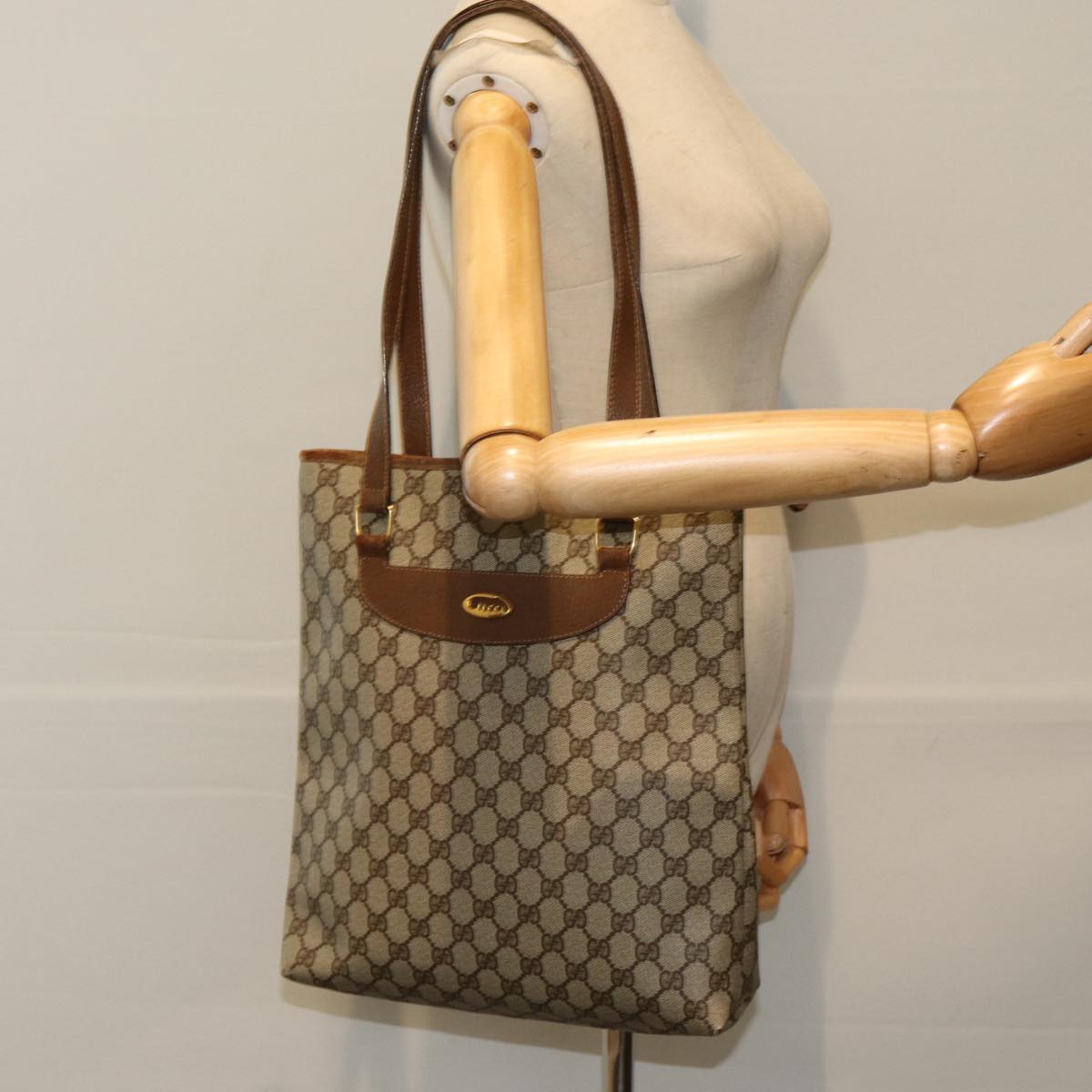 GUCCI GG Supreme Tote Bag PVC Leather Beige 002 39 6130 fm3674