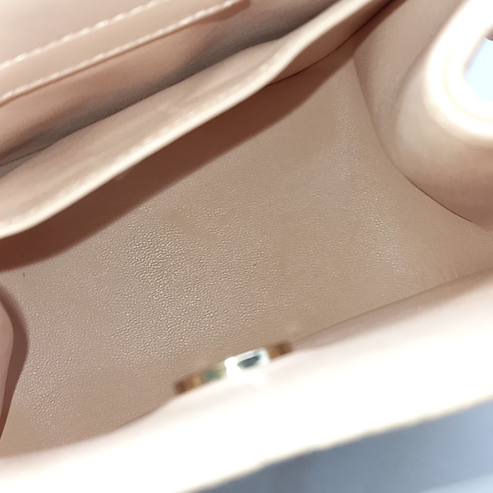 Chanel Caviar Classic Mini Bucket Bag (10113481)