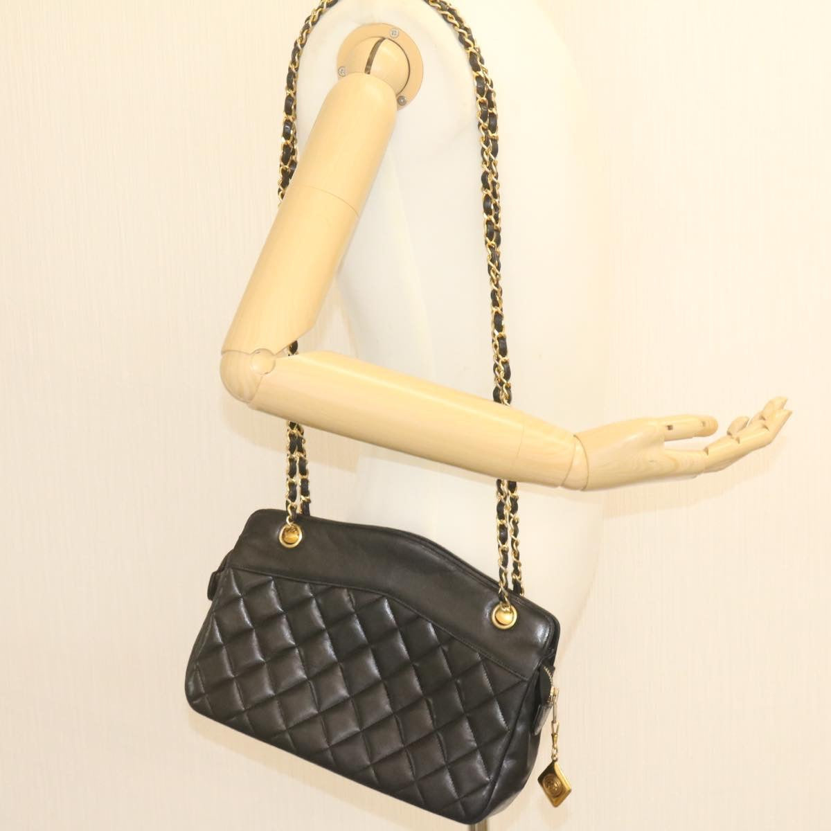 CHANEL Lamb Skin Matelasse Chain Shoulder Bag Black CC am1201gA