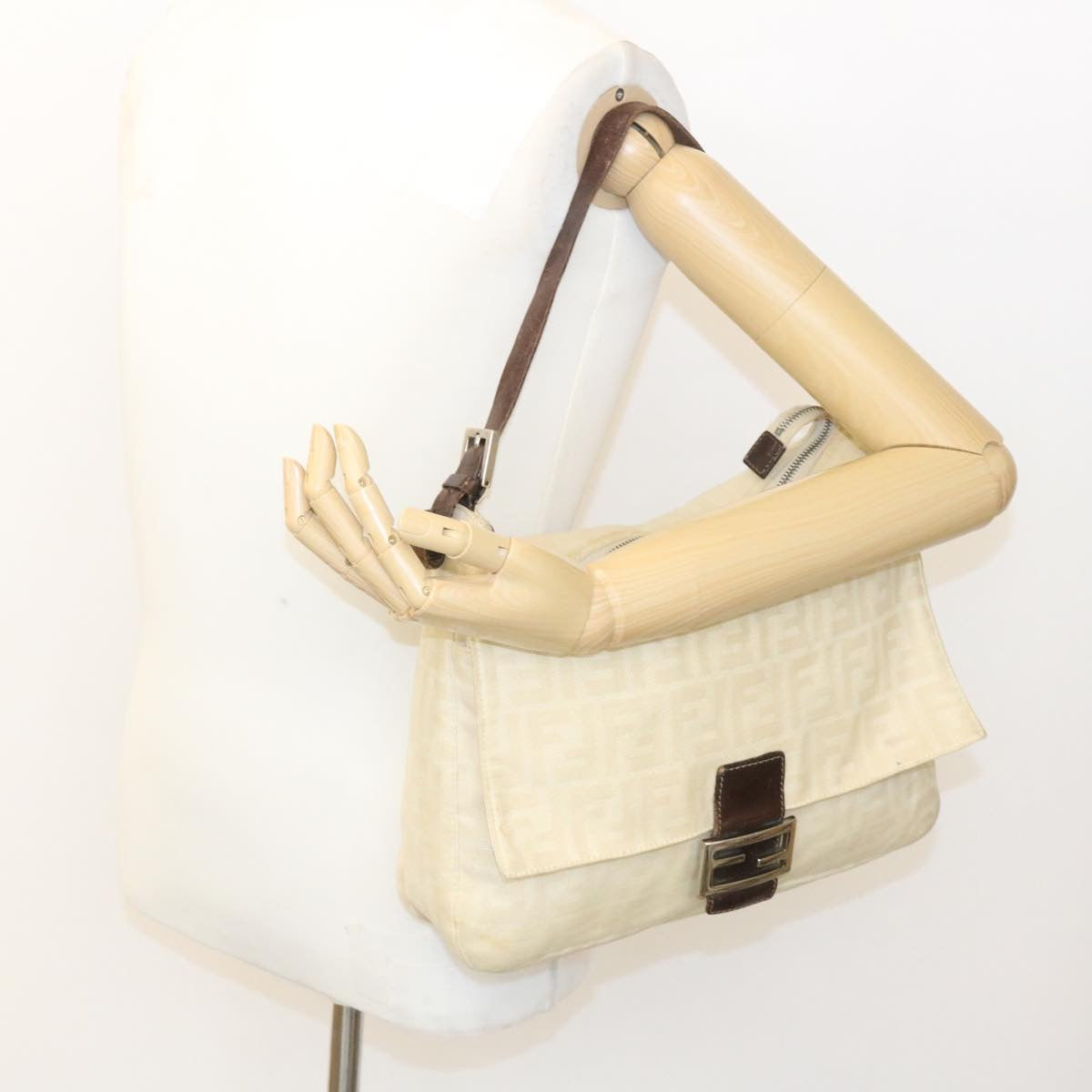 FENDI Zucca Canvas Mamma Baguette Shoulder Bag Beige am2225g
