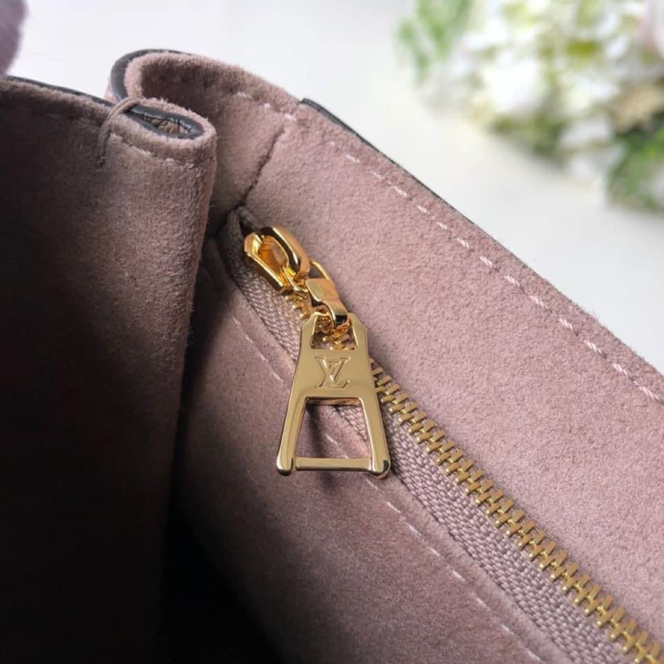 Louis Vuitton Vavin PM Bag