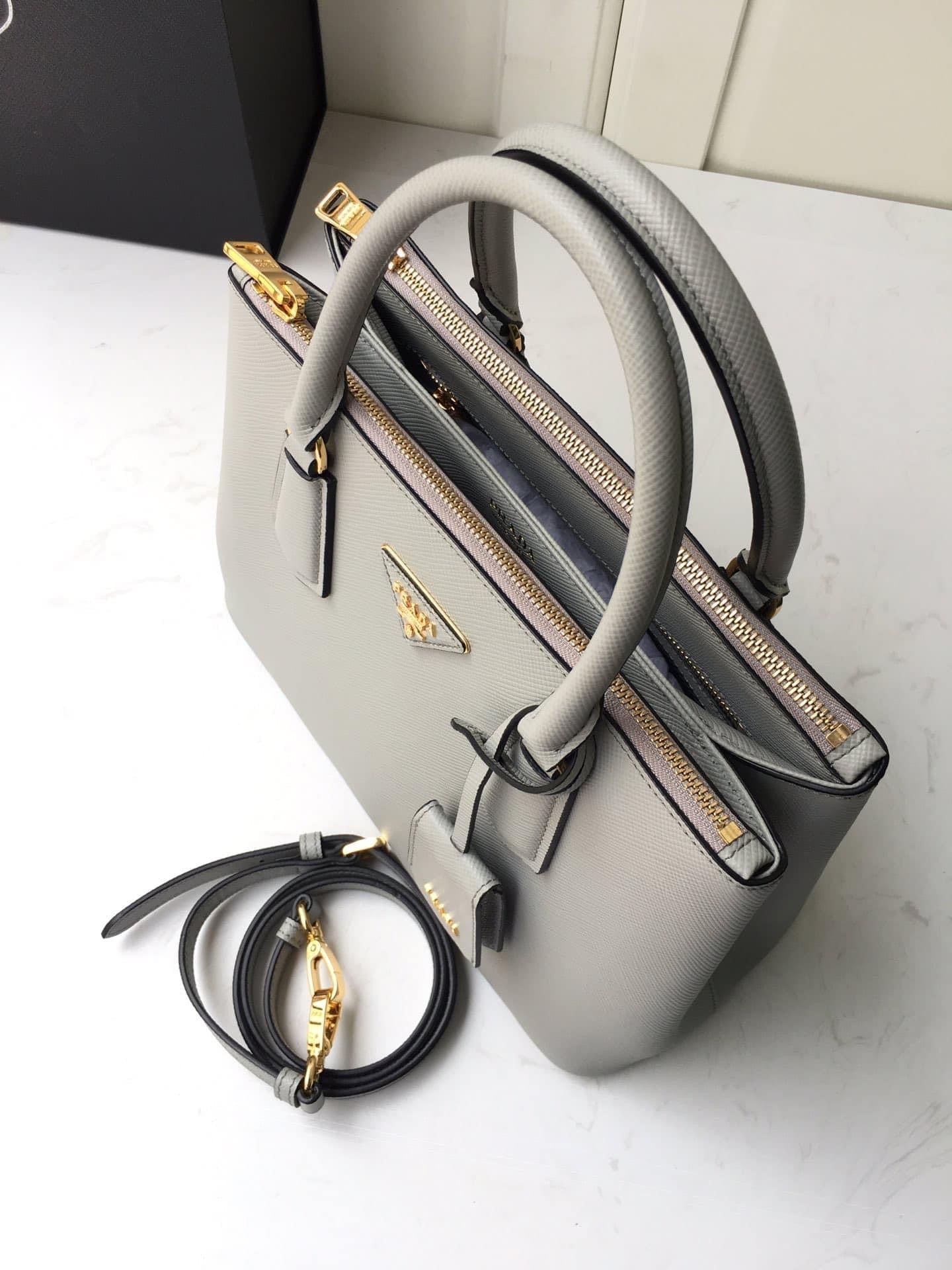 Prada Galleria Saffiano leather Medium bag