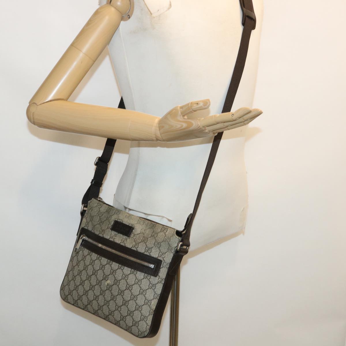 GUCCI GG Canvas Shoulder Bag PVC Leather Beige Dark Brown 406410 ki2534