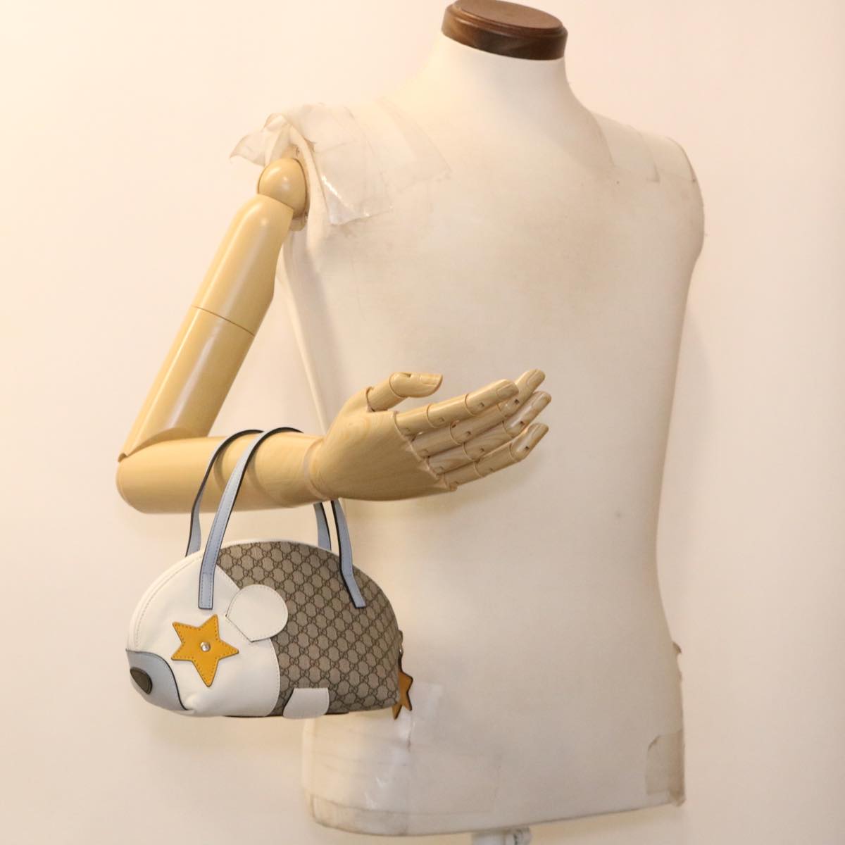 GUCCI GG Canvas Bear Hand Bag PVC Leather Beige ki2797