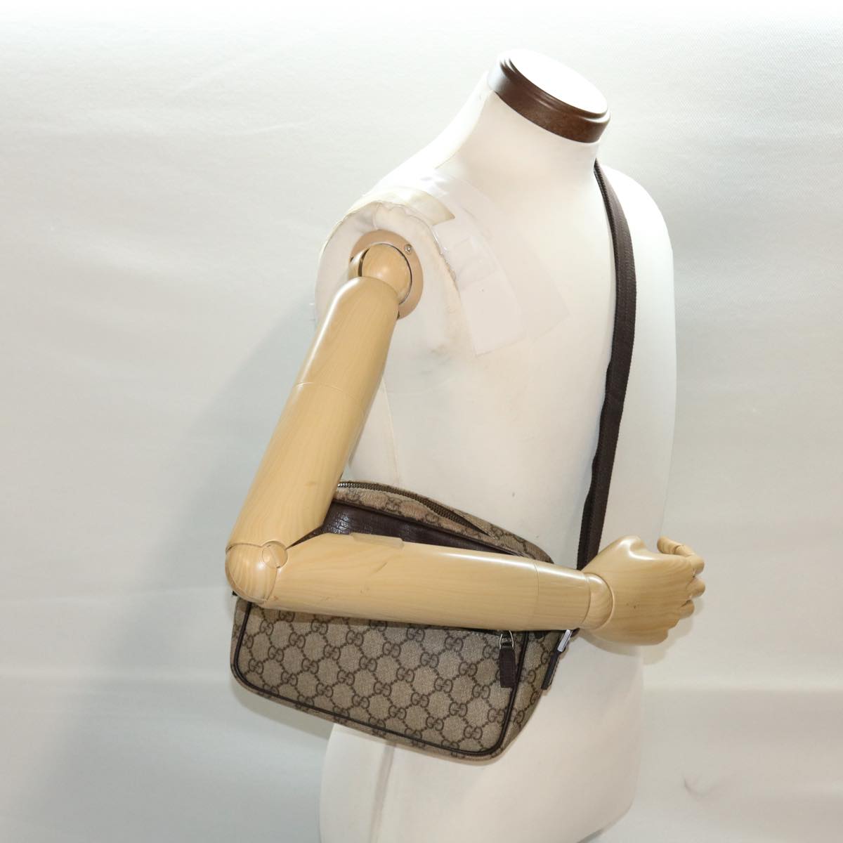 GUCCI GG Canvas Shoulder Bag PVC Leather Beige 114291 ki3060