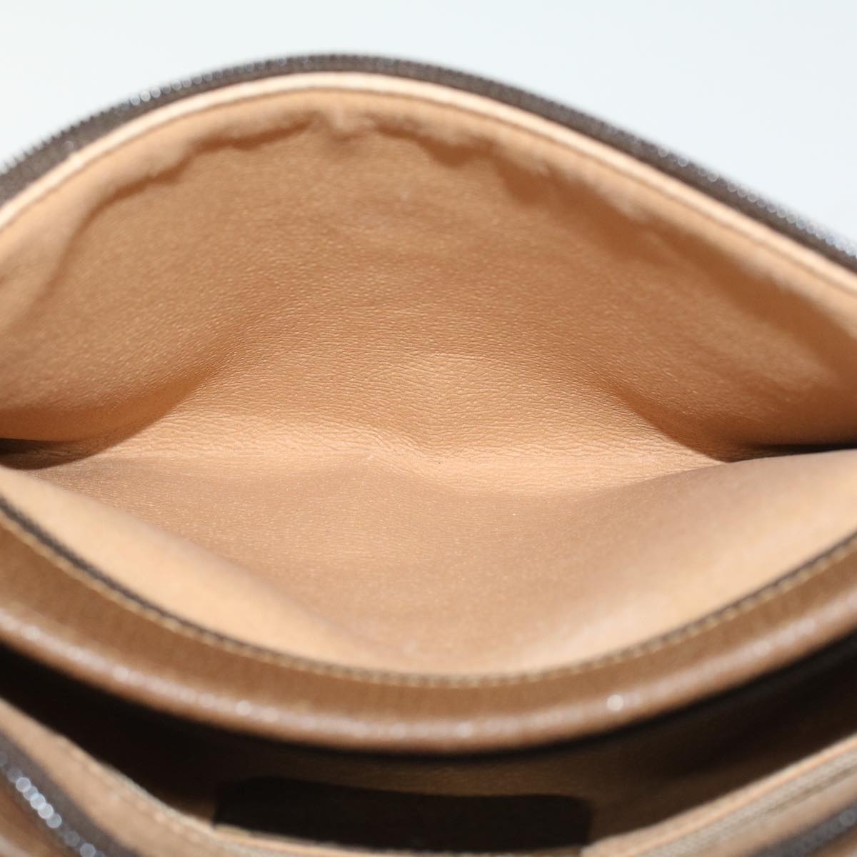 GUCCI GG Canvas Clutch Bag PVC Leather Beige 97.01.037 ki3062