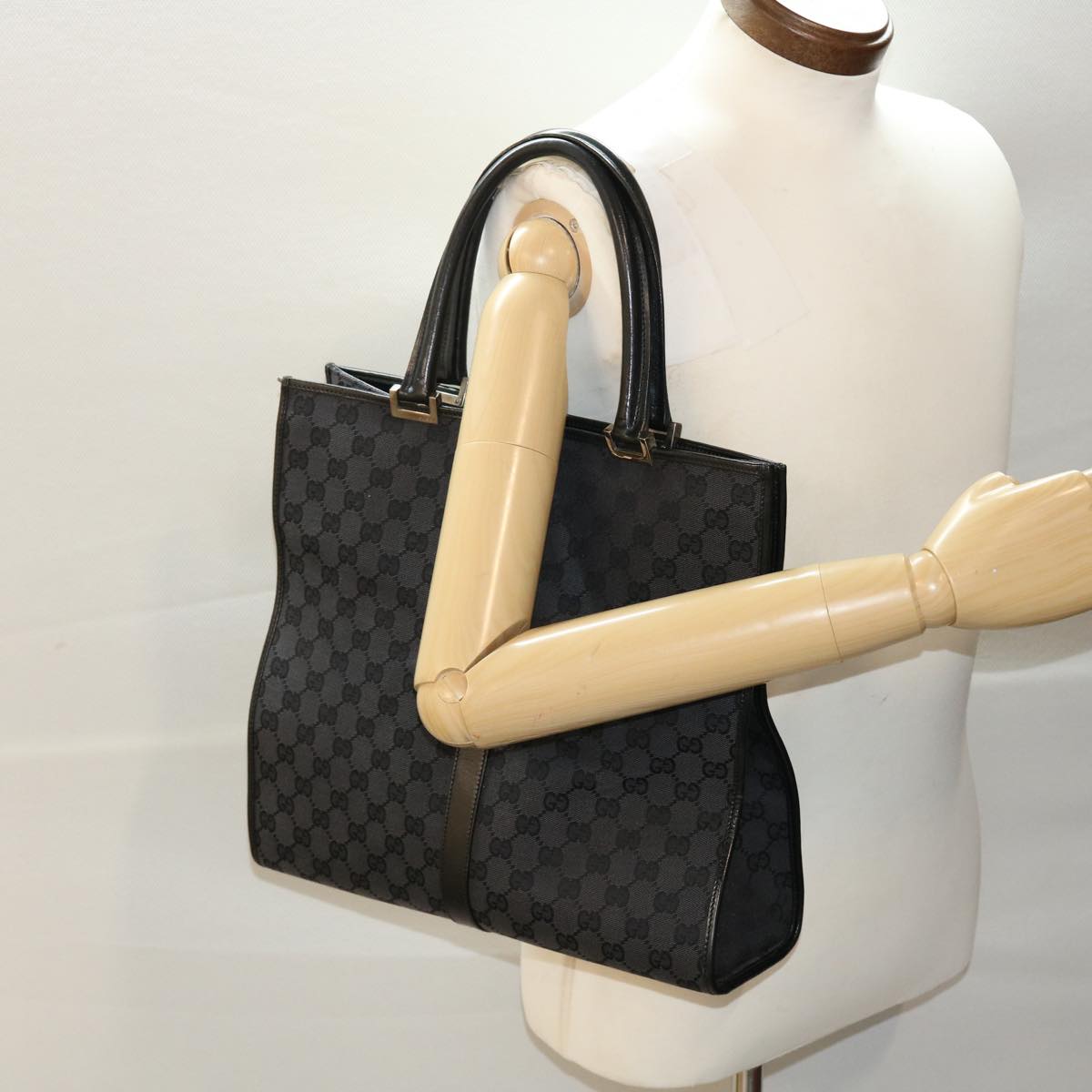 GUCCI GG Canvas Jackie Hand Bag Leather Black 002.1064 3444 ki3239