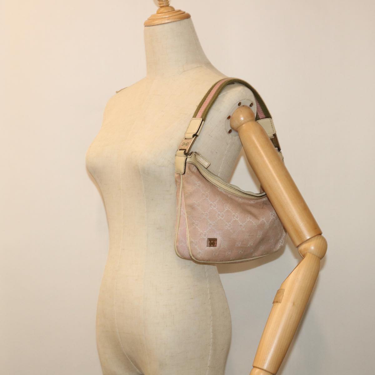 GUCCI GG Canvas Sherry Line Shoulder Bag Pink Khaki 145812 ki3283