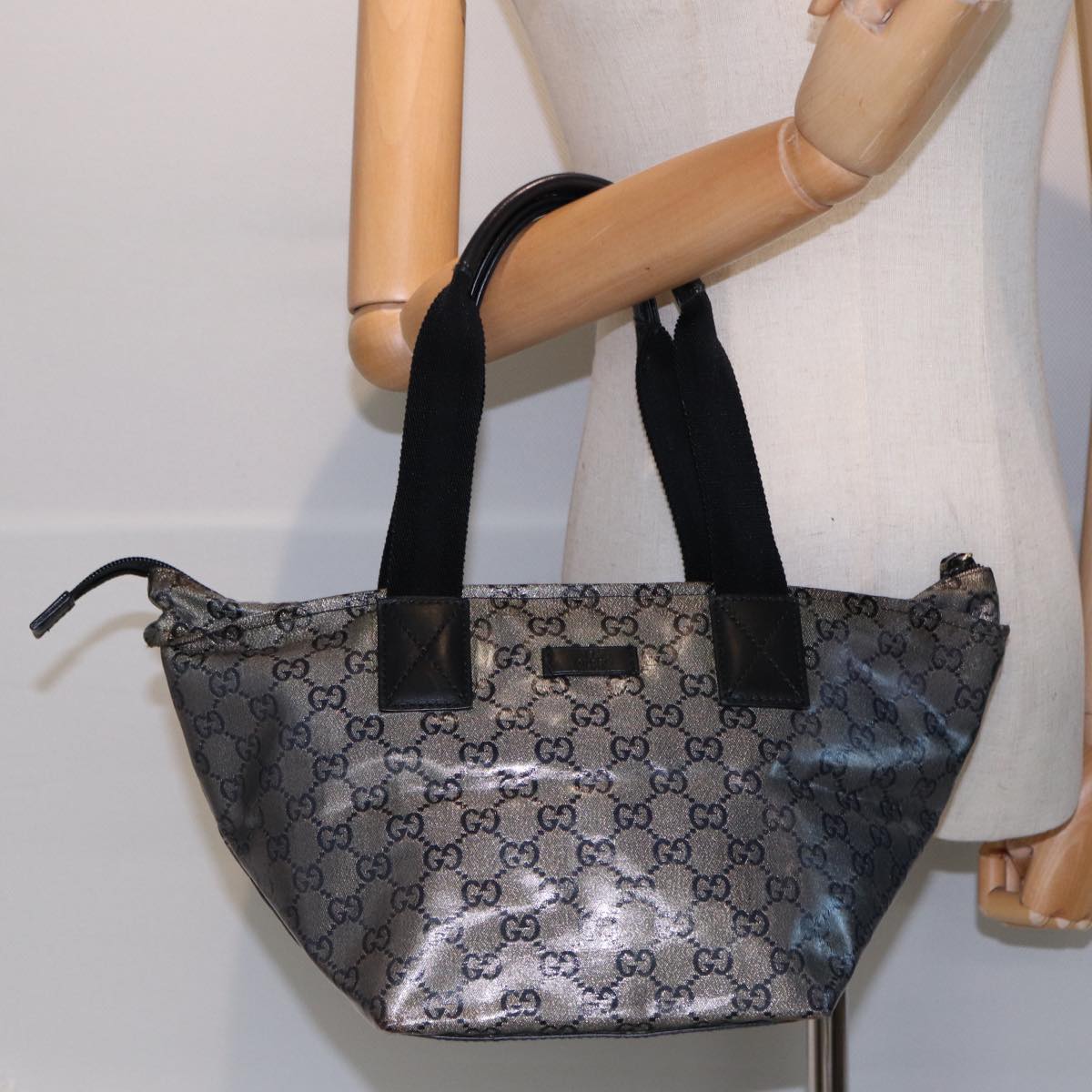 GUCCI GG Crystal Hand Bag Black Gold 131228 ki4780