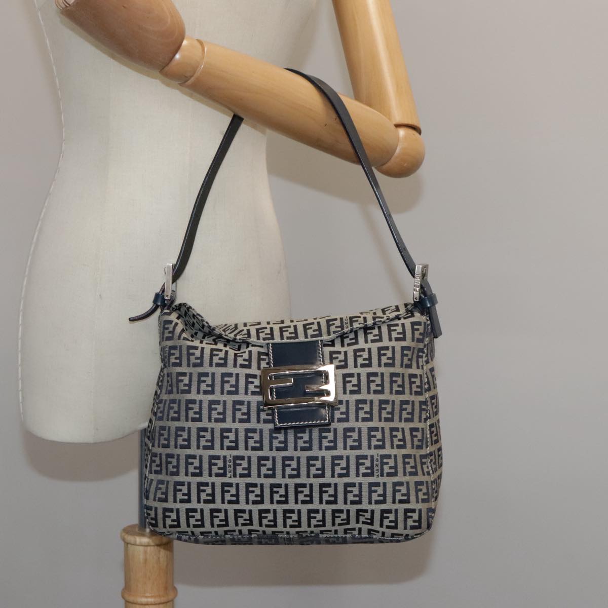 FENDI Zucchino Canvas Mamma Baguette Shoulder Bag Navy Silver ki5282