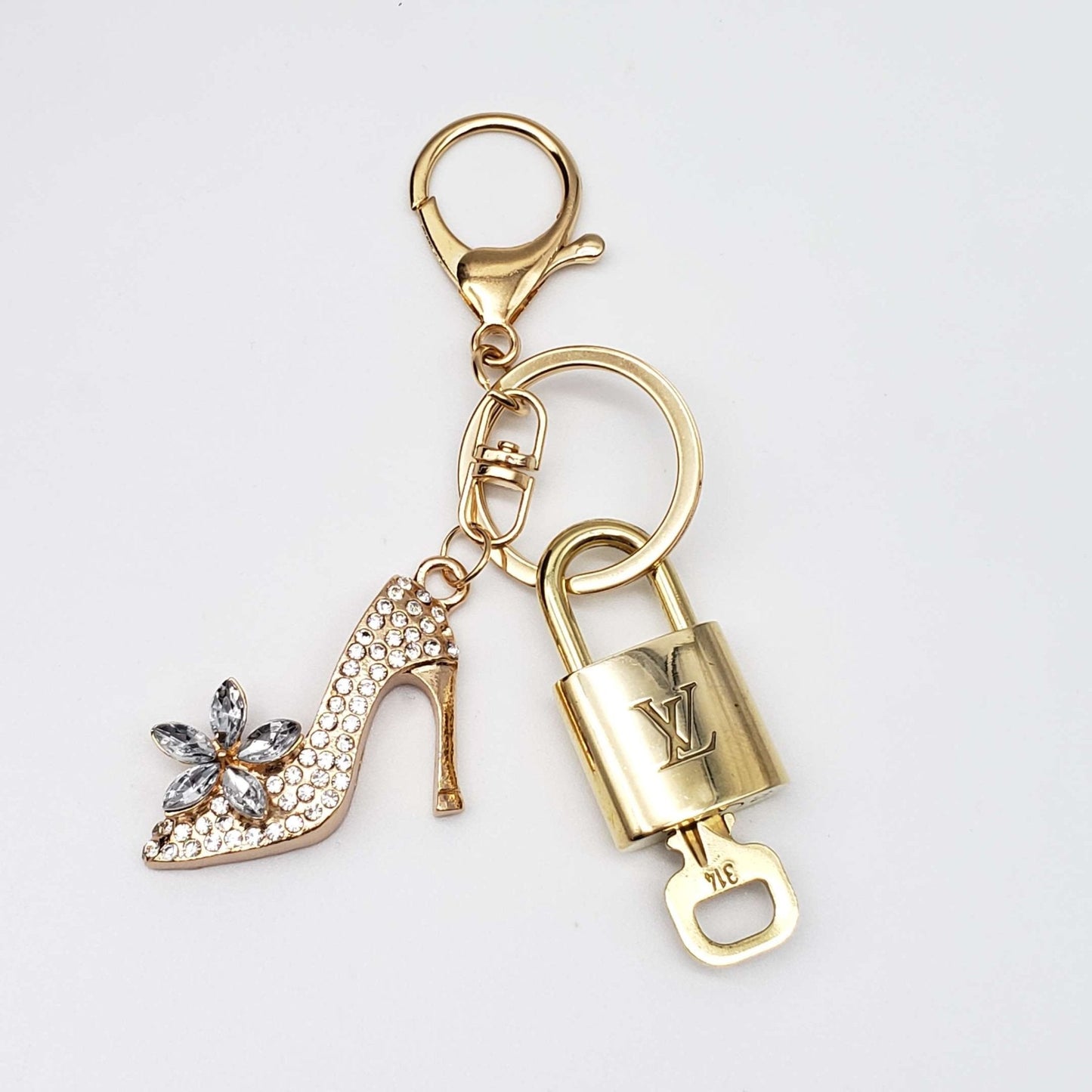100% Louis Vuitton Lock and Key with Unbranded Keychain, Keycharm, Bagcharm
