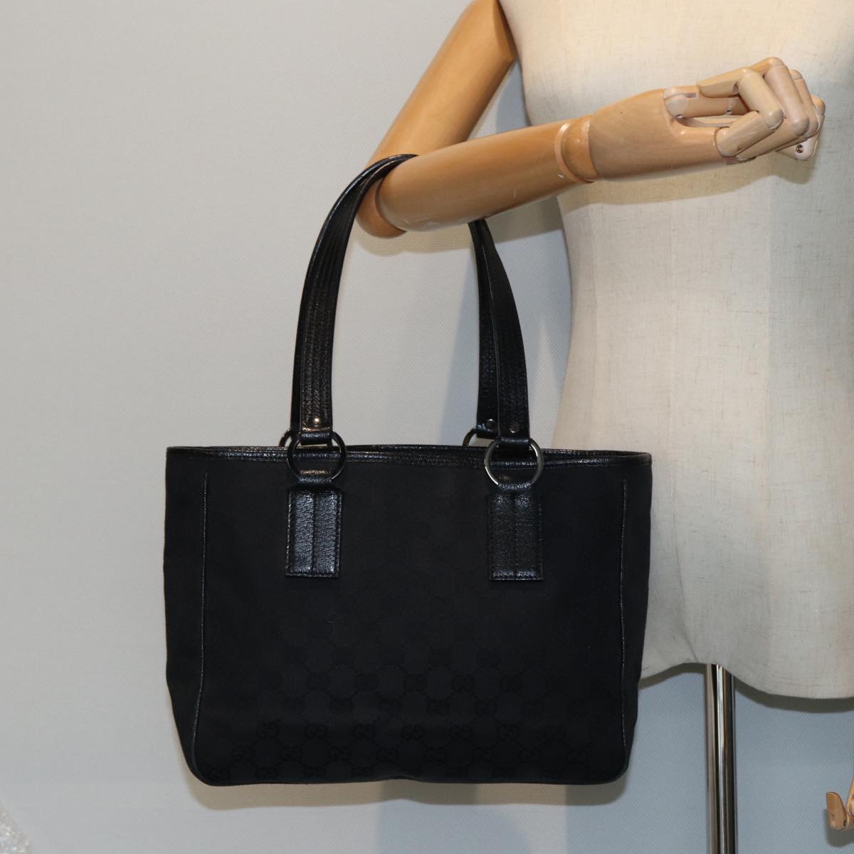 GUCCI GG Canvas Hand Bag Black 113019 mr295